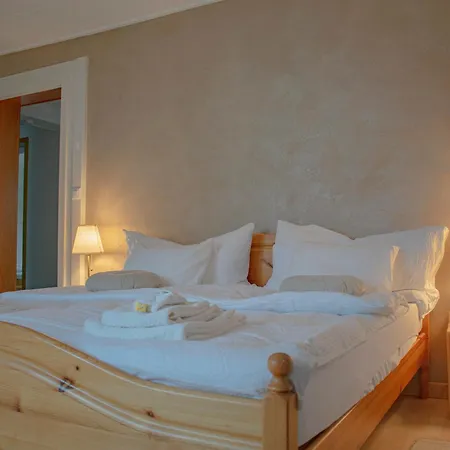 Apartamento Epoka Entrelagos