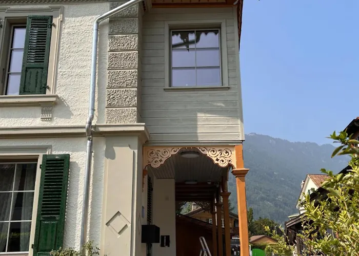 Epoka * إنترلاكن